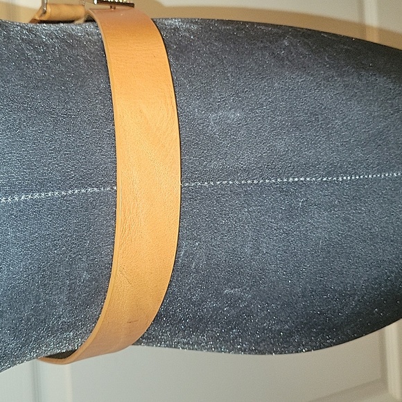 Guess Rhinestone Buckle & Camel Color Belt - Picture 7 of 16